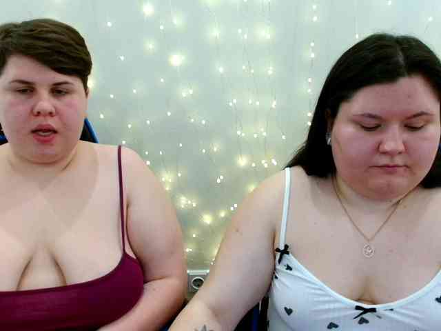 BeckyAndEllen webcam