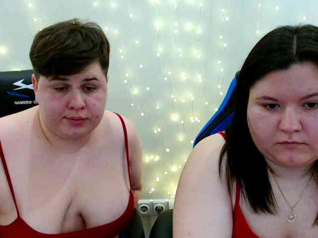 BeckyAndEllen webcam