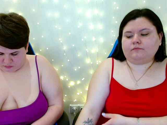 BeckyAndEllen webcam