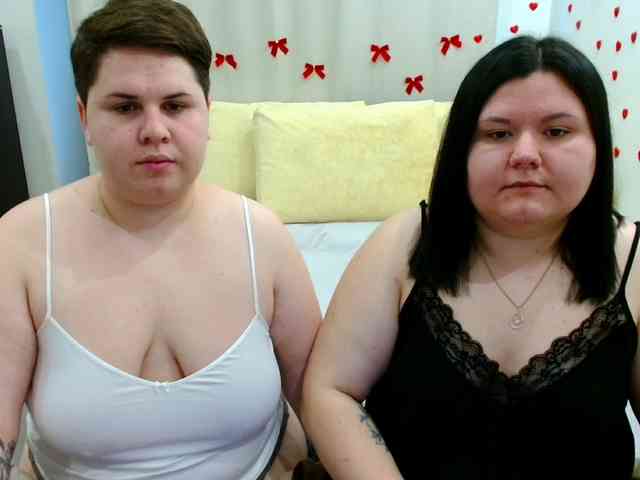 free voyeur cam BeckyAndEllen