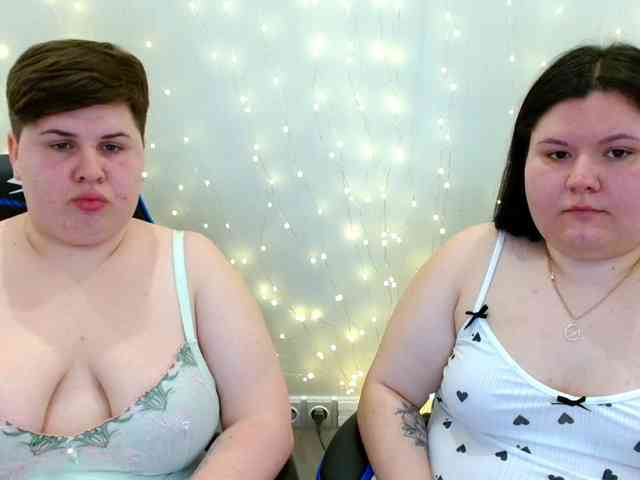 BeckyAndEllen webcam
