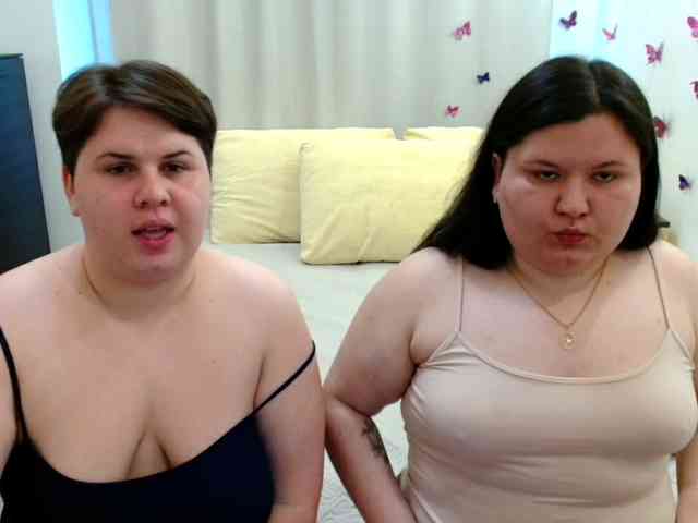 BeckyAndEllen webcam