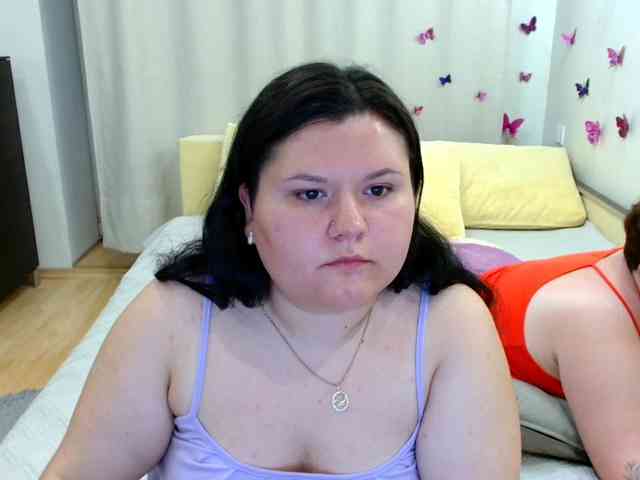 BeckyAndEllen webcam