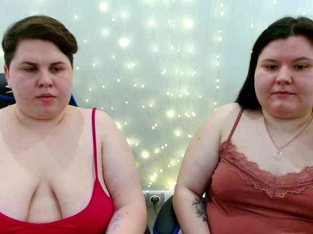 BeckyAndEllen webcam