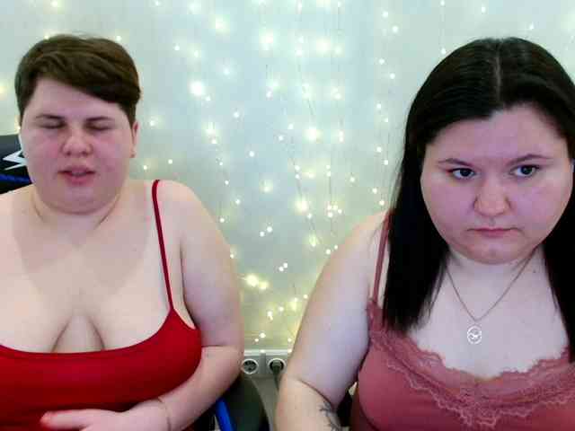 BeckyAndEllen webcam
