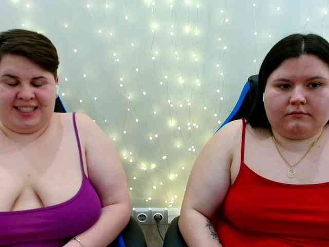 BeckyAndEllen webcam