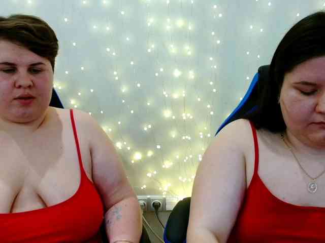 BeckyAndEllen webcam