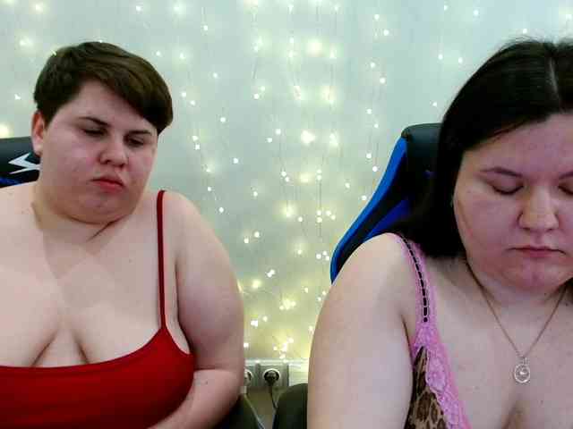 BeckyAndEllen webcam