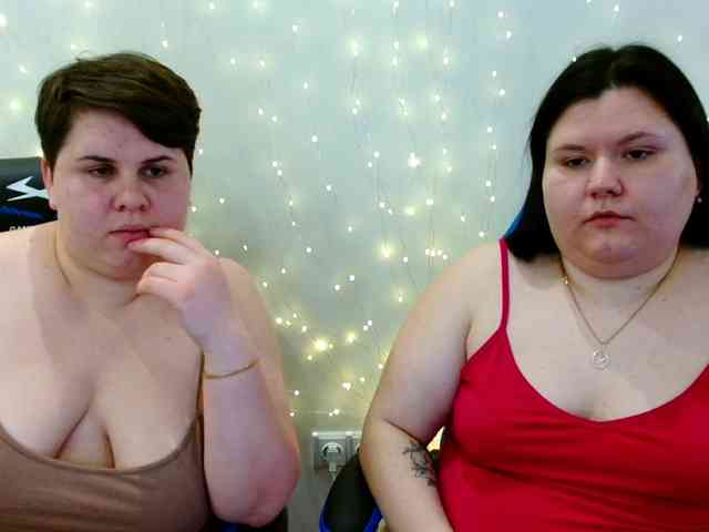 BeckyAndEllen webcam