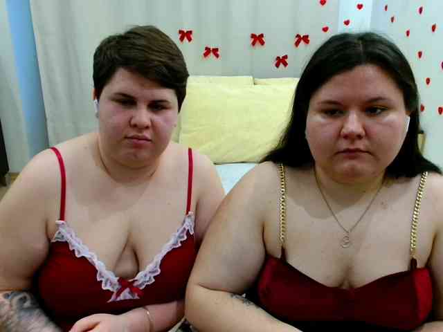 BeckyAndEllen webcam