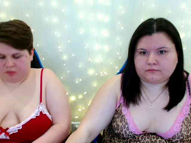 BeckyAndEllen webcam
