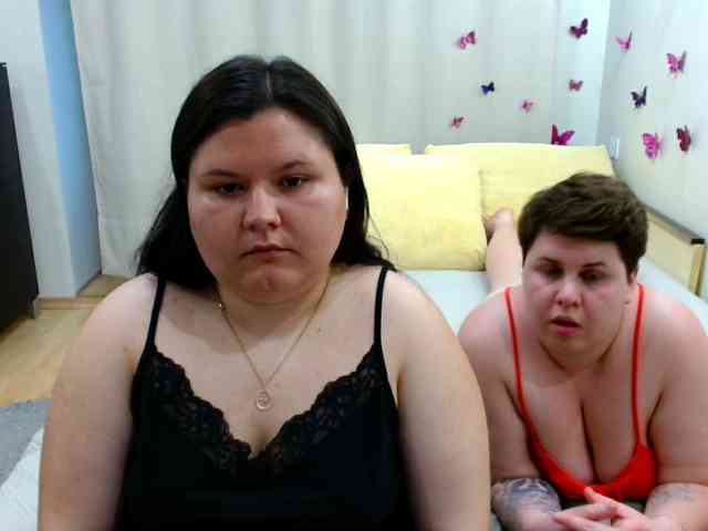 BeckyAndEllen webcam