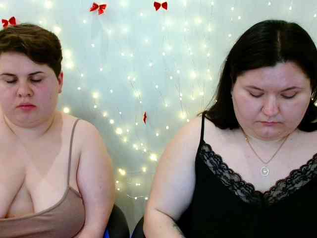 BeckyAndEllen webcam