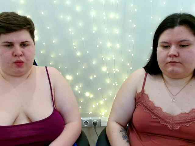 BeckyAndEllen webcam
