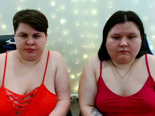 BeckyAndEllen webcam