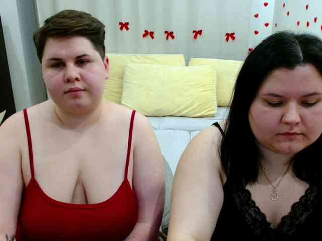 BeckyAndEllen webcam