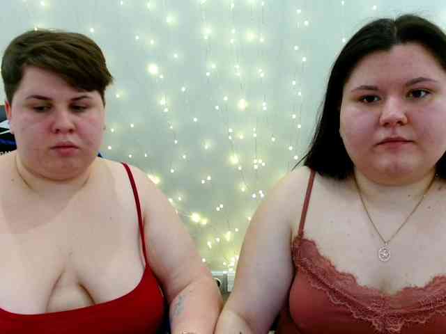 BeckyAndEllen webcam