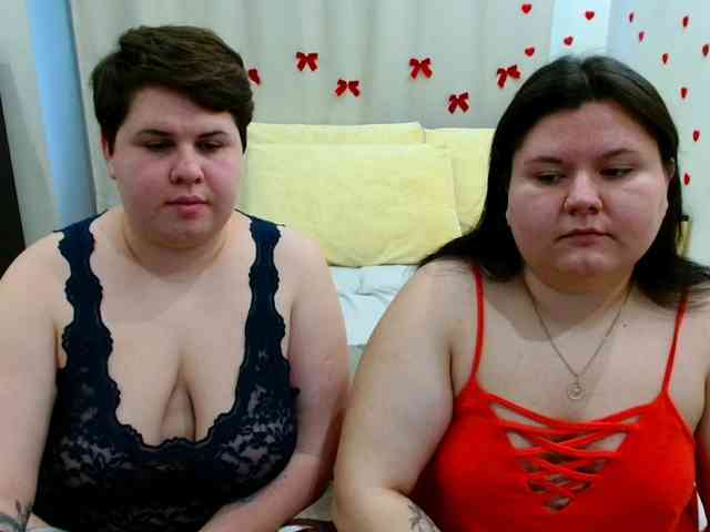 BeckyAndEllen webcam