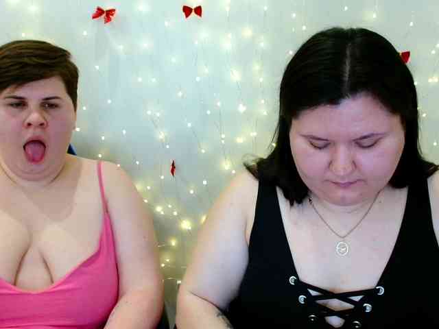 BeckyAndEllen webcam