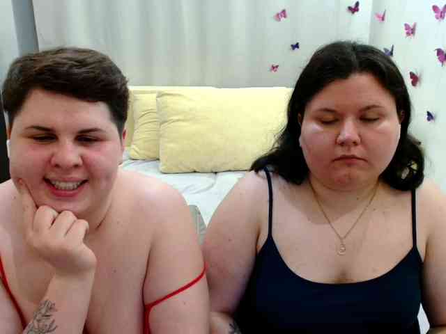 BeckyAndEllen webcam