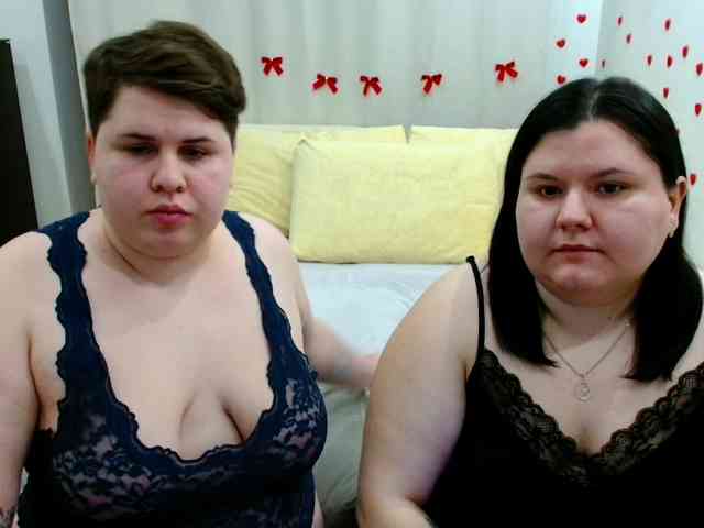 BeckyAndEllen webcam