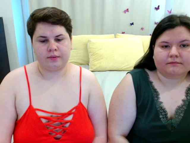 BeckyAndEllen webcam