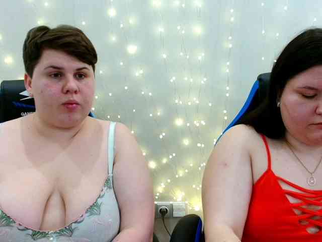 BeckyAndEllen webcam