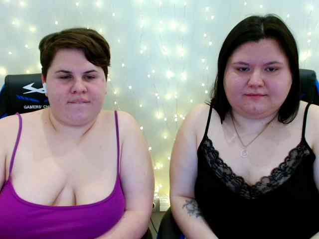 BeckyAndEllen webcam