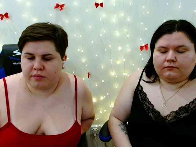 BeckyAndEllen webcam