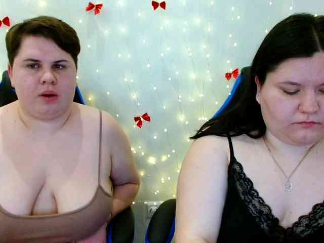 BeckyAndEllen webcam