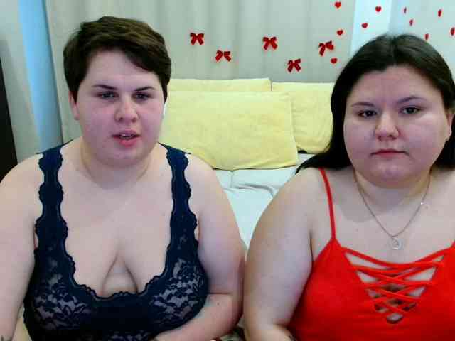 BeckyAndEllen webcam