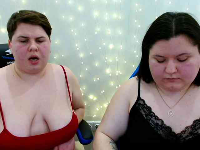 BeckyAndEllen webcam