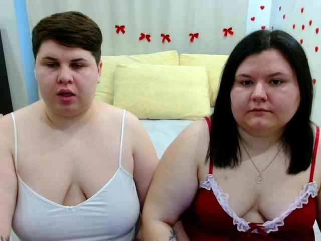 BeckyAndEllen webcam