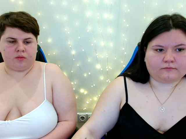 BeckyAndEllen webcam