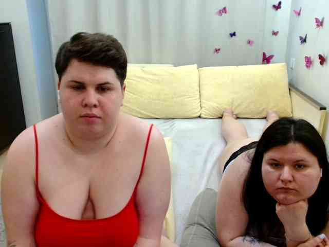 BeckyAndEllen webcam