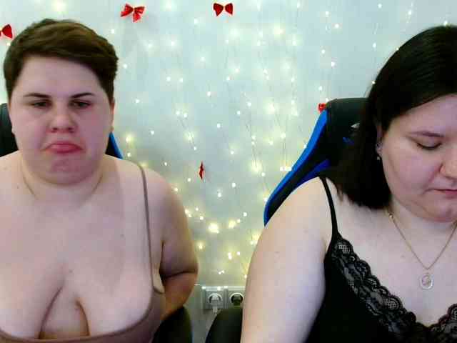 BeckyAndEllen webcam
