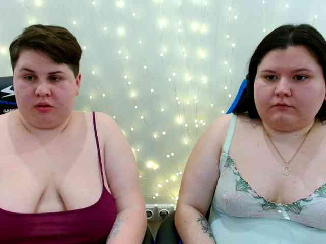 BeckyAndEllen webcam