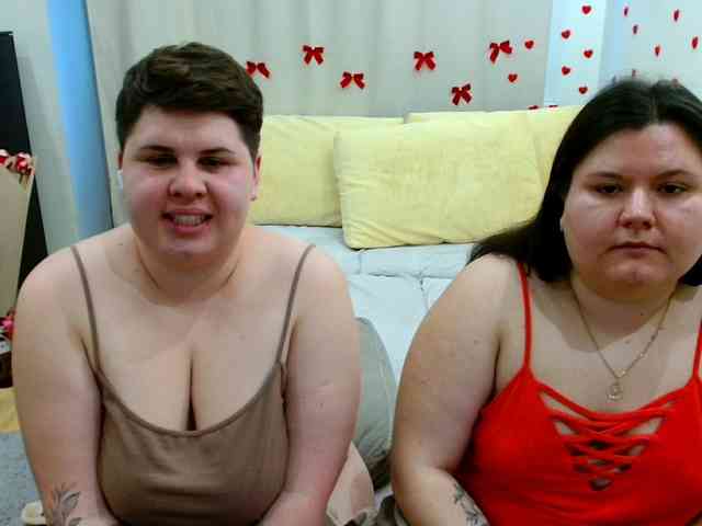 BeckyAndEllen webcam