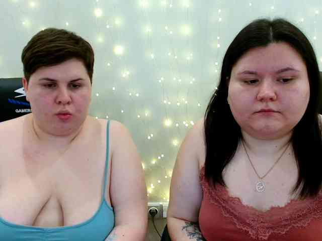 BeckyAndEllen webcam