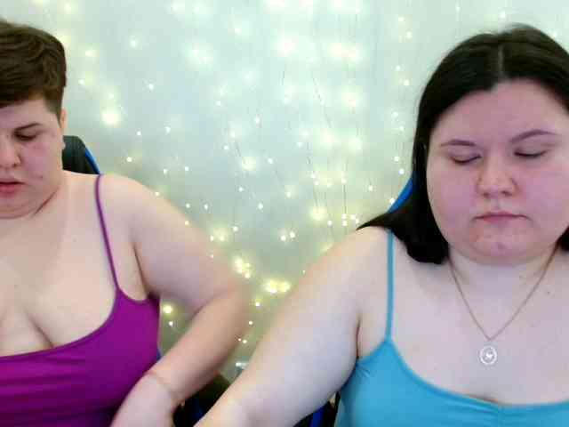 BeckyAndEllen webcam