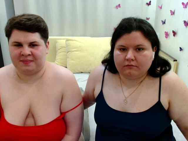 BeckyAndEllen webcam