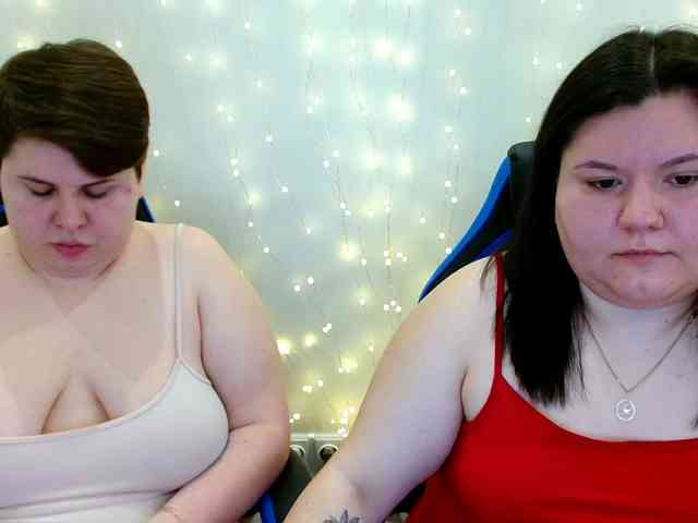 BeckyAndEllen webcam
