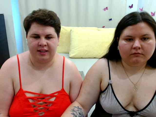 BeckyAndEllen webcam