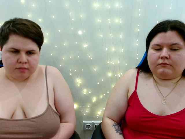 BeckyAndEllen webcam