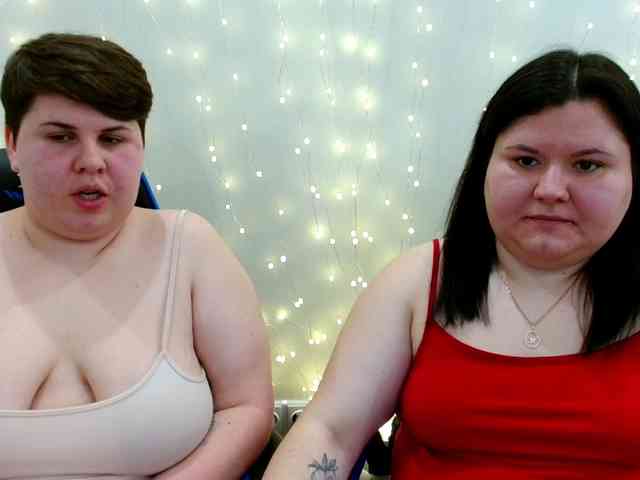 BeckyAndEllen webcam