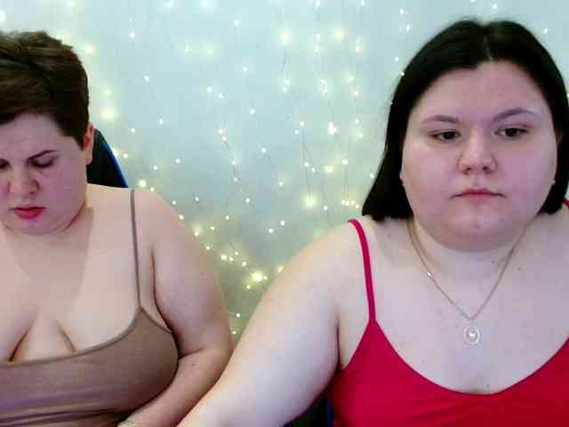 BeckyAndEllen webcam