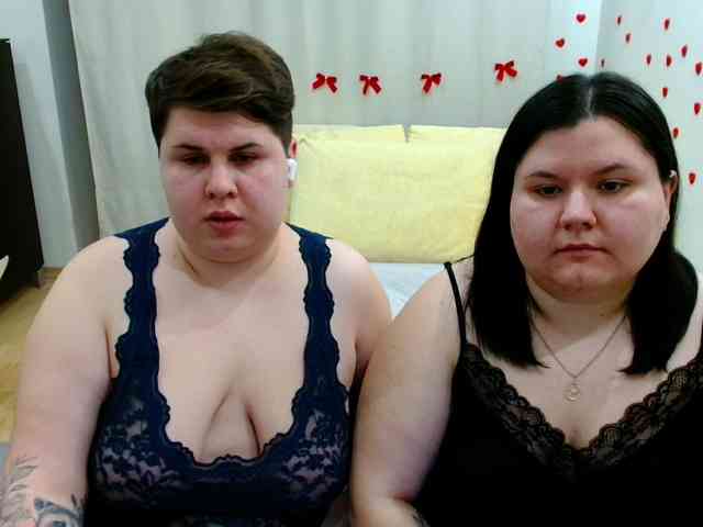 BeckyAndEllen webcam