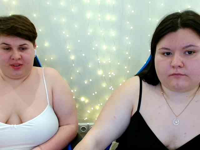 BeckyAndEllen webcam