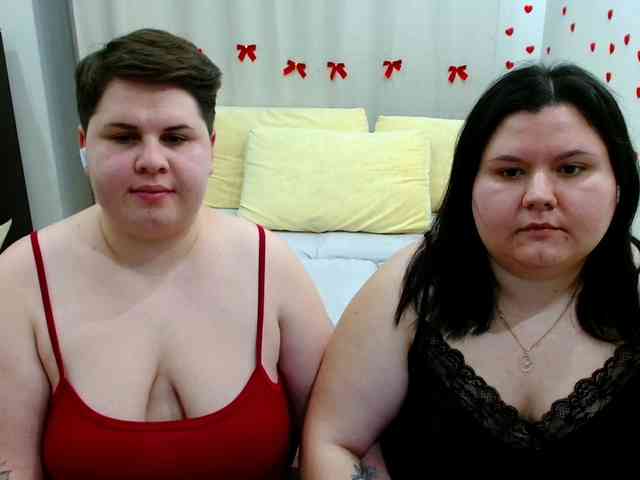 BeckyAndEllen webcam