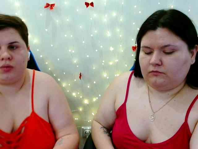 BeckyAndEllen webcam